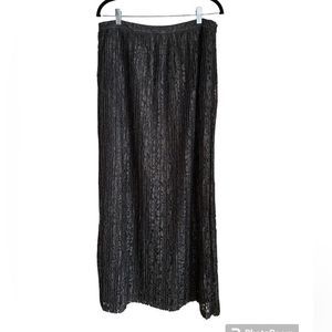 Banana Republic Lace Maxi in Black Lace Pleated Skirt Size 8 tall long